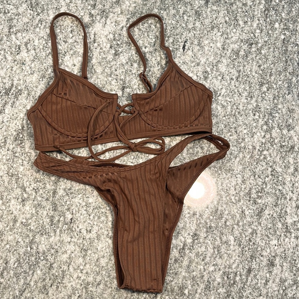 NEW Ribbed High Leg Bikini